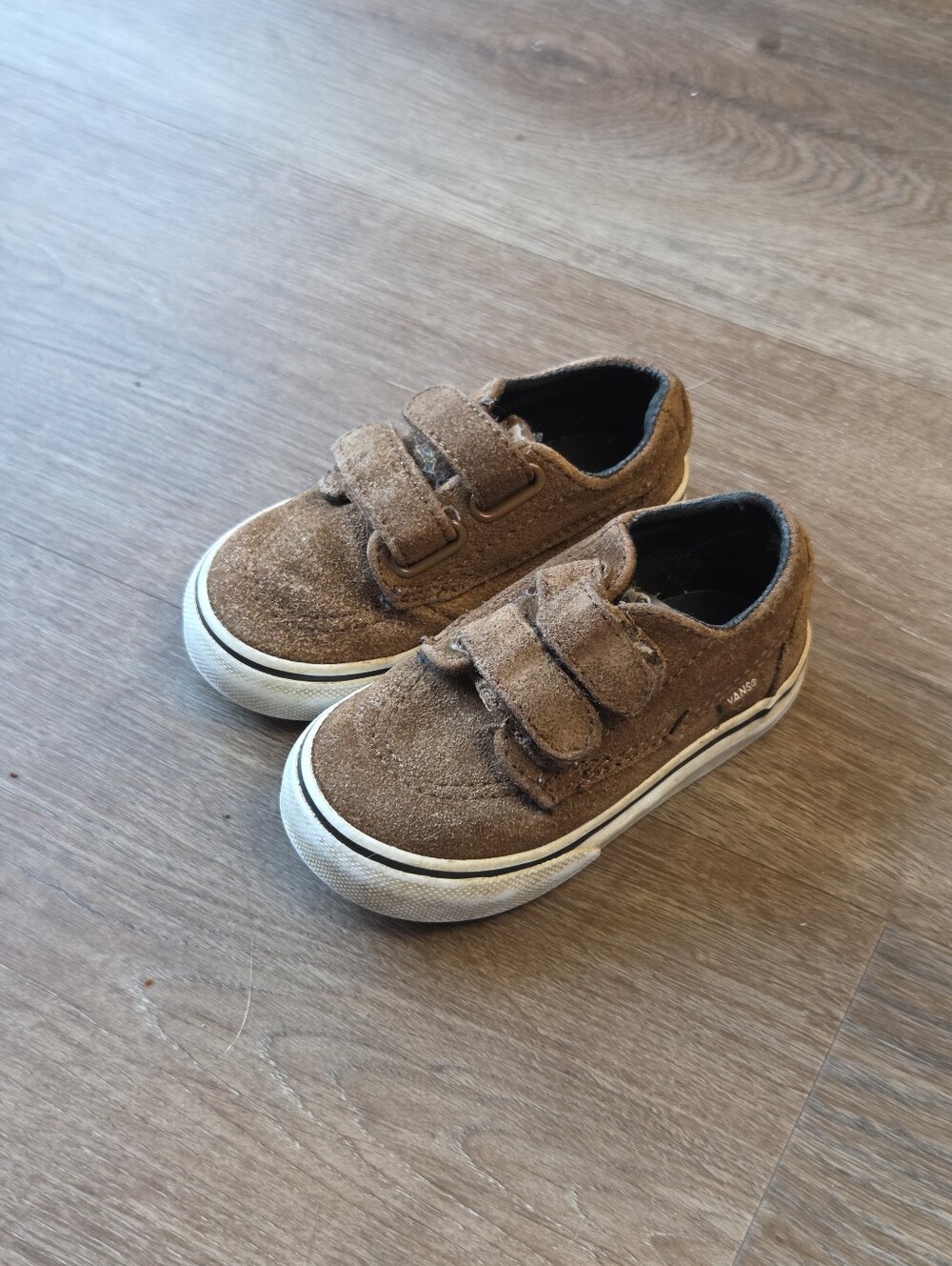 Baby Toddler Vans Brown Suede Low Top Velcro Shoes size 5 Toddler
